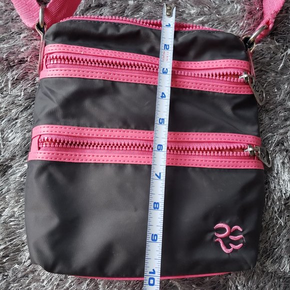 Rare Earth crossbody - Picture 9 of 10